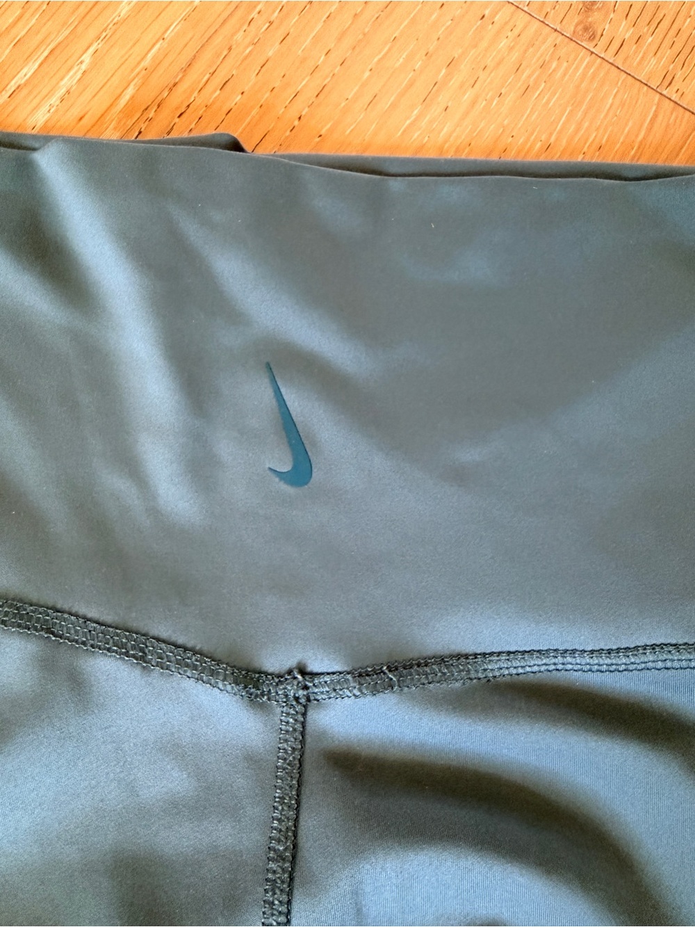 Nike Women's High-Waist Leggings - Vintage Green
